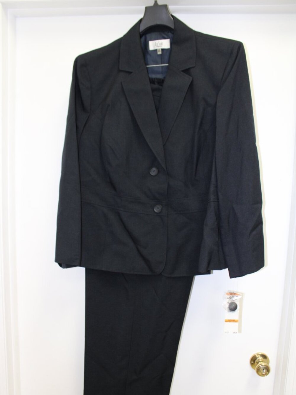 Le Suit women's pantsuit Size 24W